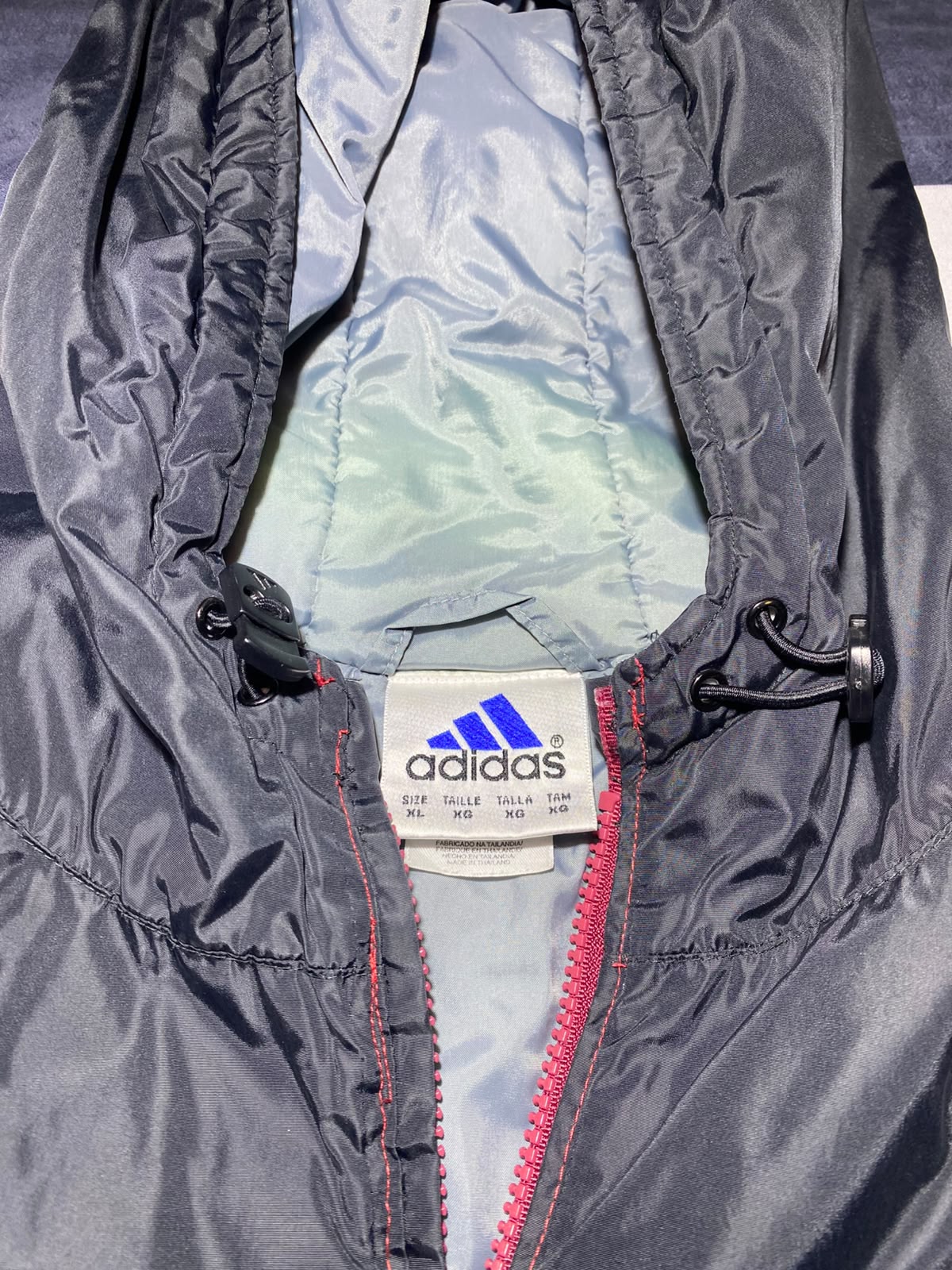 Adidas Red Black Jacket - Tres rayas espalda