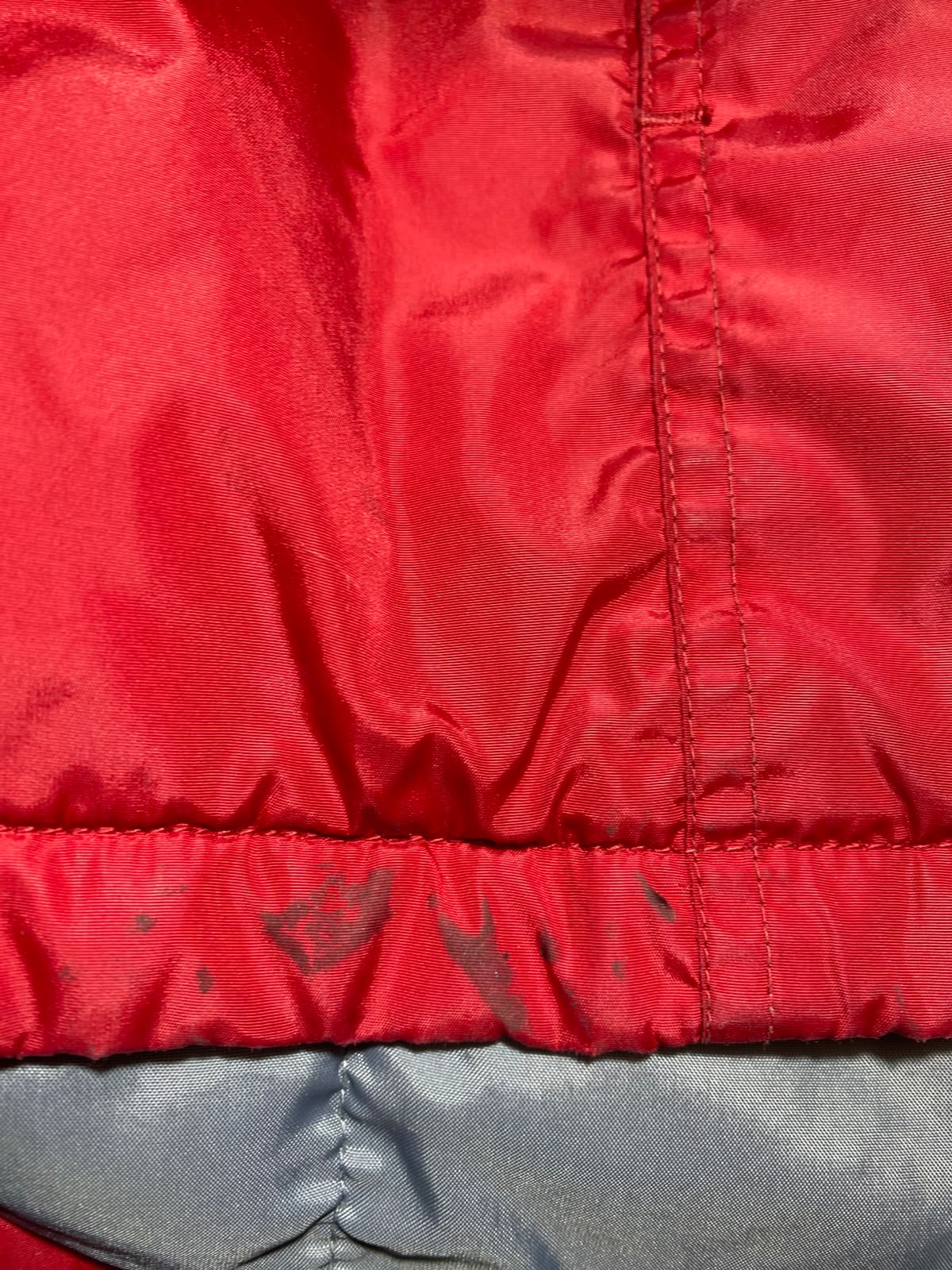 Adidas Red Black Jacket - Etiqueta talla XL