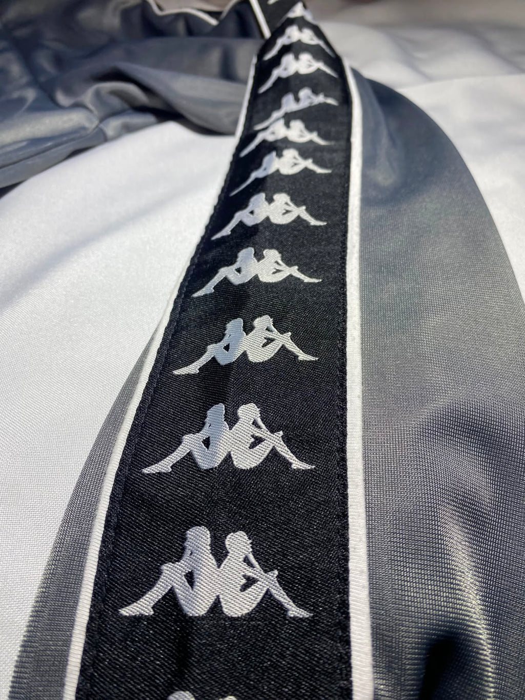 Kappa Track Jacket - Detalle banda Omini