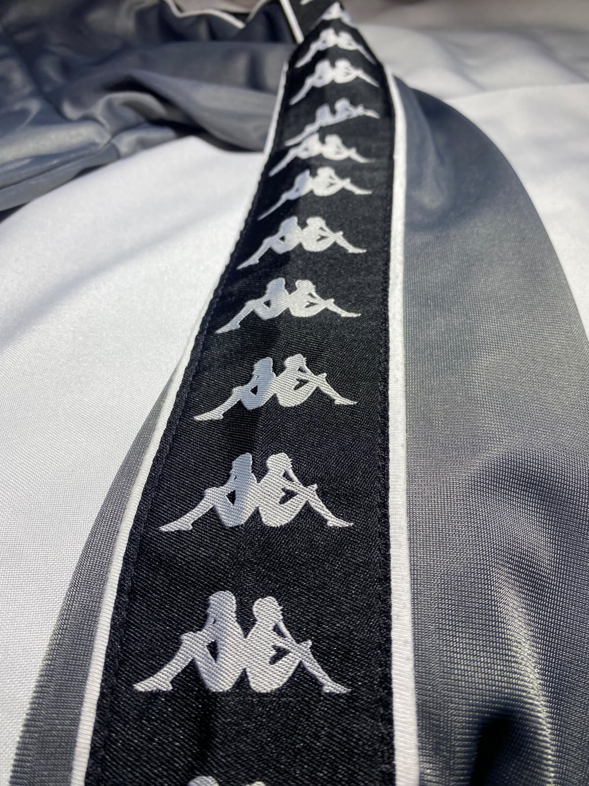 Kappa Track Jacket - Detalle banda Omini
